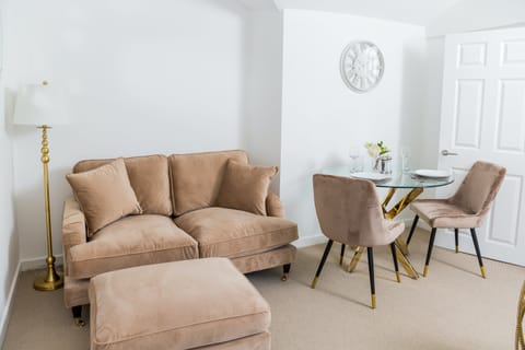Miss Montpellier Apartment in Cheltenham