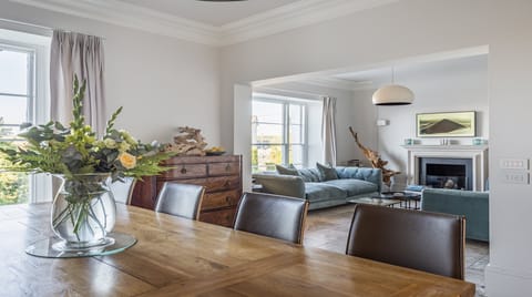 Seafoam Symphony Apartment in Salcombe