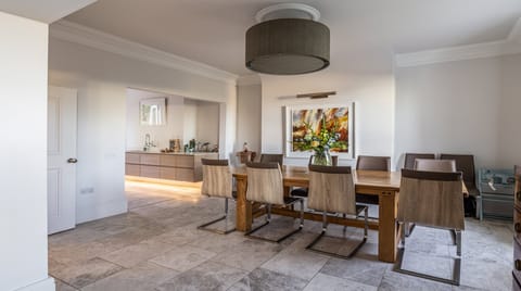 Seafoam Symphony Apartment in Salcombe