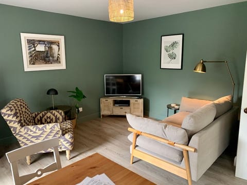 Shepherd's Watch Apartment in England