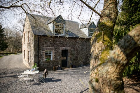 Shepherd's Watch Apartment in England