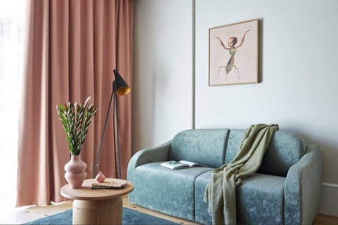 Peach Shnapps Apartment in Cambridge