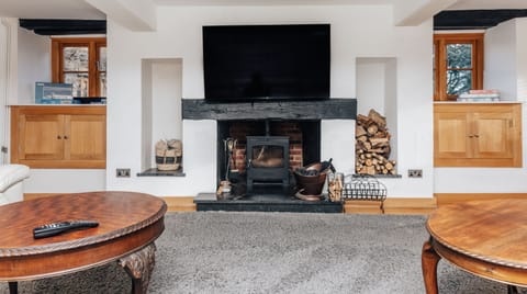 House of Grain House in West Oxfordshire District