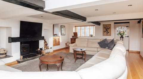 House of Grain House in West Oxfordshire District