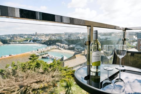 Tidal Wave Apartment in Filey