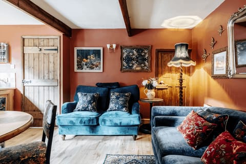 Summer Wine Cabin in Holmfirth