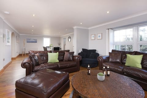 Little Egret Apartment in England