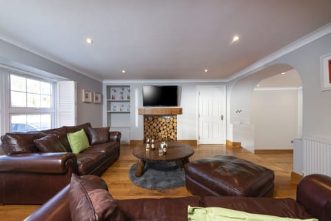 Little Egret Apartment in England