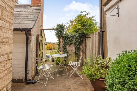 Clear Honey Apartment in Chipping Norton