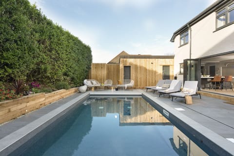 Sea Salt Curls Apartment in England