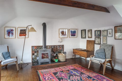 Where The Art Is Apartment in West Lindsey District