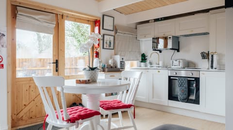 Meet Me in the Woods Apartment in East Dorset District