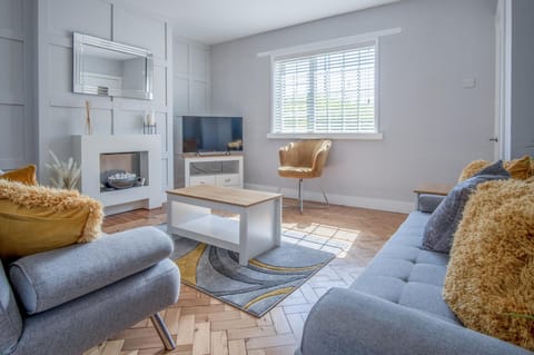 Saxophone Solo Apartment in Wales