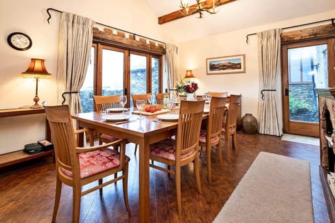 Starling Murmurations Apartment in England