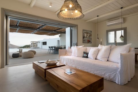 Sense of Peace Apartment in Paros, Greece