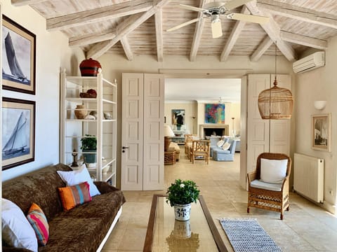 Ice Cold Martini Apartment in Corfu