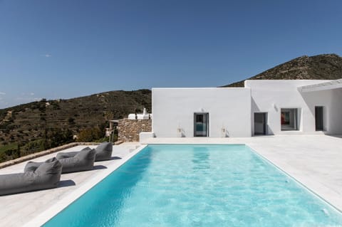 Secret Charm Apartment in Paros, Greece