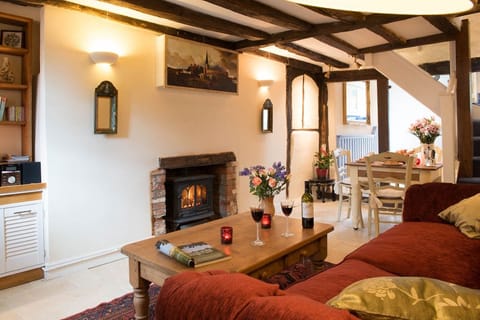 Story By The River Apartment in Babergh District