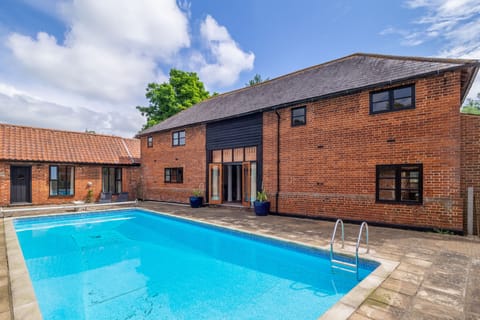 Thoroughbred Apartment in Babergh District