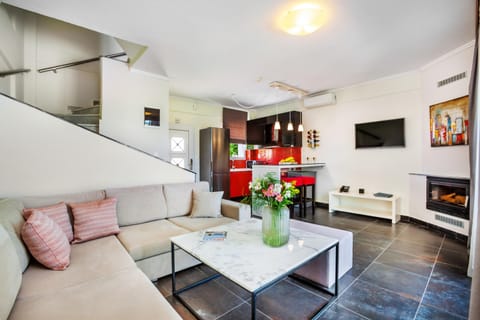 Cherry Candy Apartment in Chaniotis