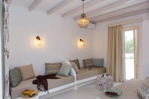 Cycladic Colours Apartment in Naxos, Naxos and Lesser Cyclades, Greece