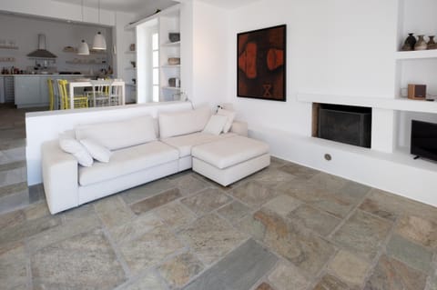 Waterfront Wish Apartment in Paros, Greece