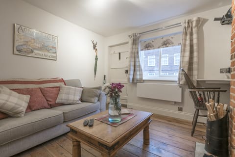 Brick & Barley Cabin in Bury Saint Edmunds