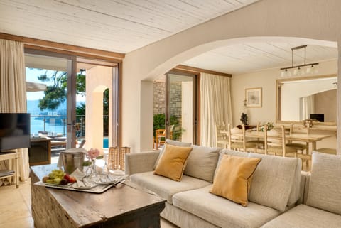 Homeric Galley Apartment in Corfu