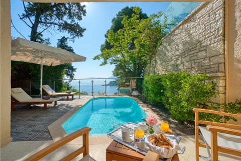 Homeric Galley Apartment in Corfu