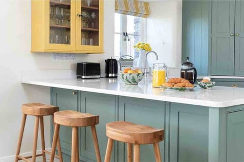 Moss & Appleseed Apartment in England