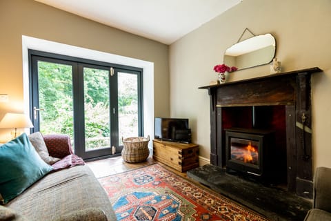 Where Fairies Dance Apartment in Cardigan