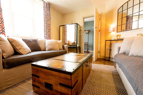 On Gentle Tides Apartment in Wales