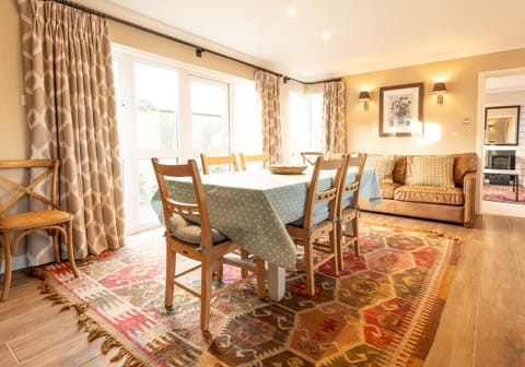 Cyan Coast Apartment in Wales