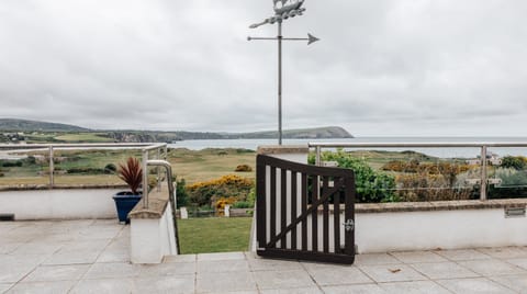 Ocean Wanderer Apartment in Wales