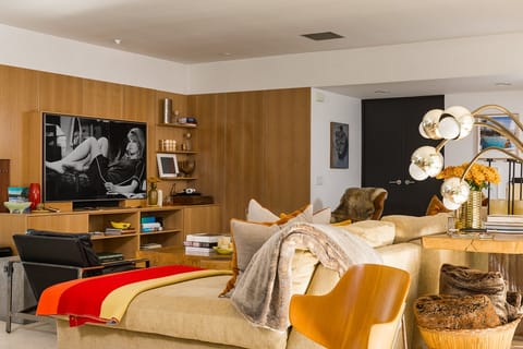 You Gave Me a Mountain Apartment in Palm Springs