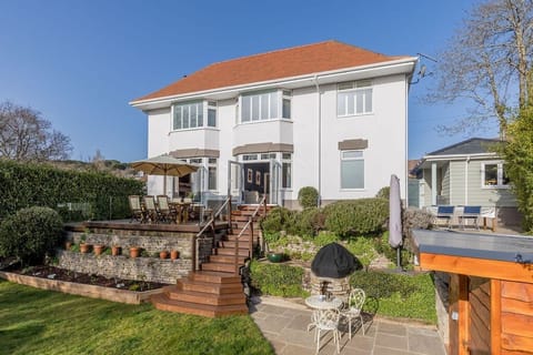 Colour Pop Apartment in Poole