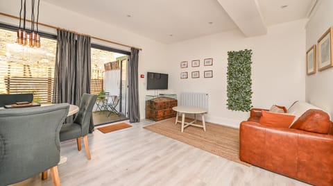 Cornish Copper Apartment in Truro