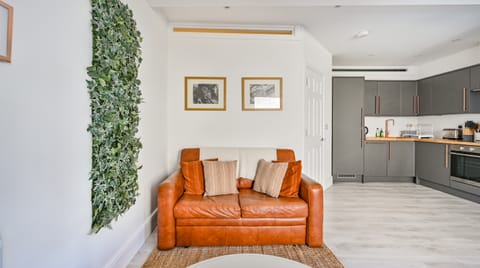 Cornish Copper Apartment in Truro