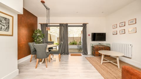 Cornish Copper Apartment in Truro