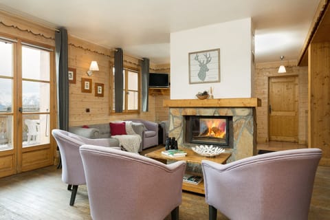 Eagle Eye View Apartment in Huez