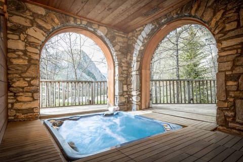 Archway View Apartment in Val dIsere
