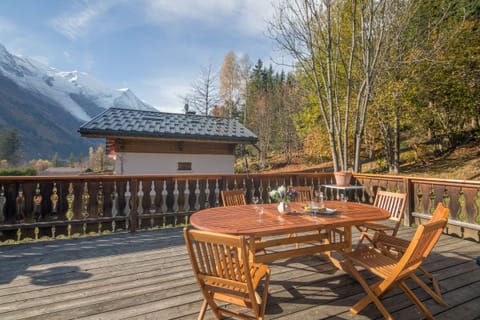Through the Enchanted Forest Apartment in Chamonix