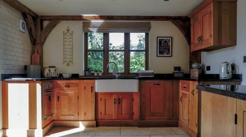 Farmyard Fantasia Cabin in Wychavon District