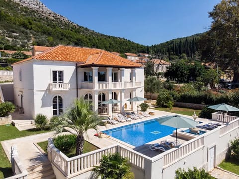 Hail the New Romantic Apartment in Dubrovnik-Neretva County