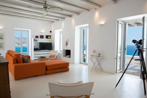In The Mustardseed Sun Apartment in Paros, Greece