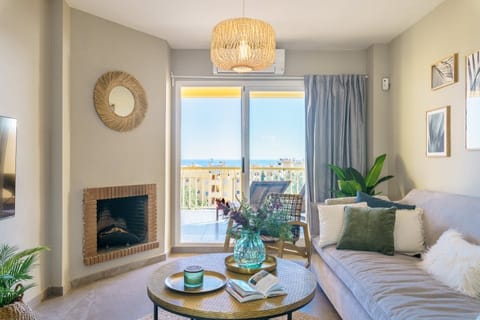 Kiss the Sun Apartment in Sitio de Calahonda