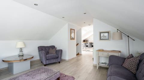 Tales from the Mabinogion Apartment in Rhos