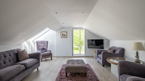 Tales from the Mabinogion Apartment in Rhos