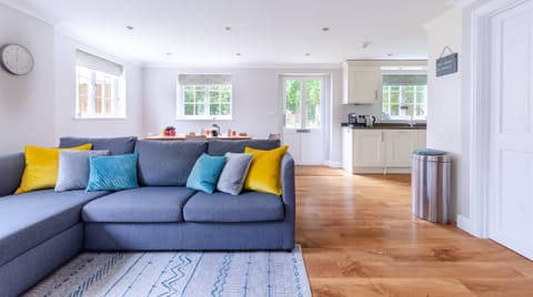 Lifting You  Apartment in South Cambridgeshire District