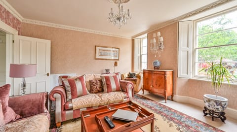 A Pocket Full of Rye Apartment in Torquay